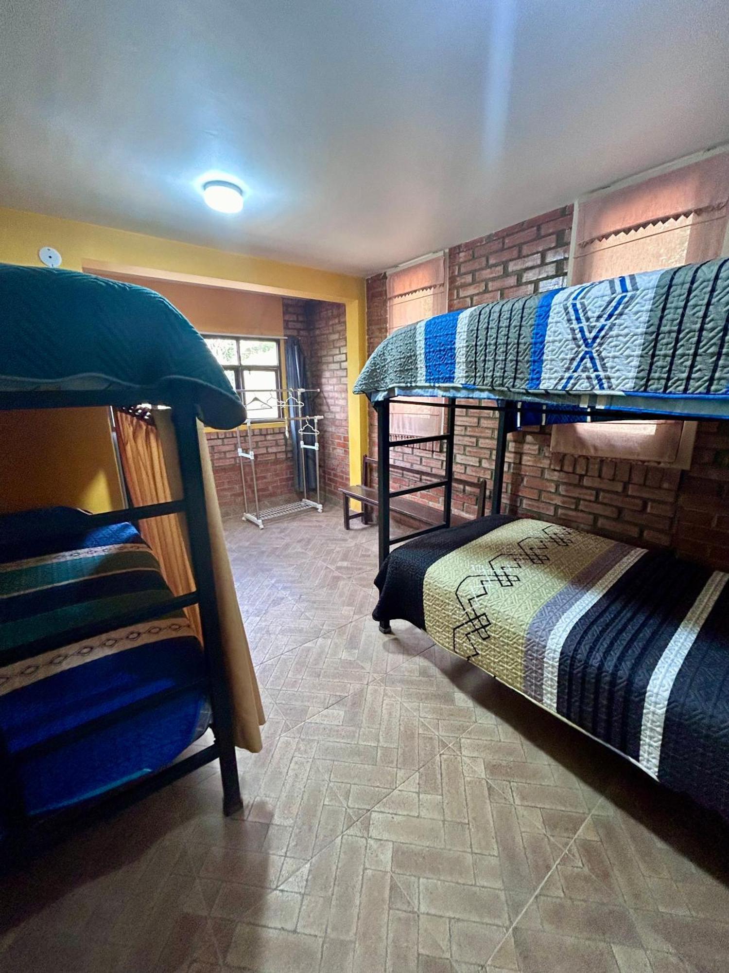 Villa Camila Hostel Coroico Quarto foto