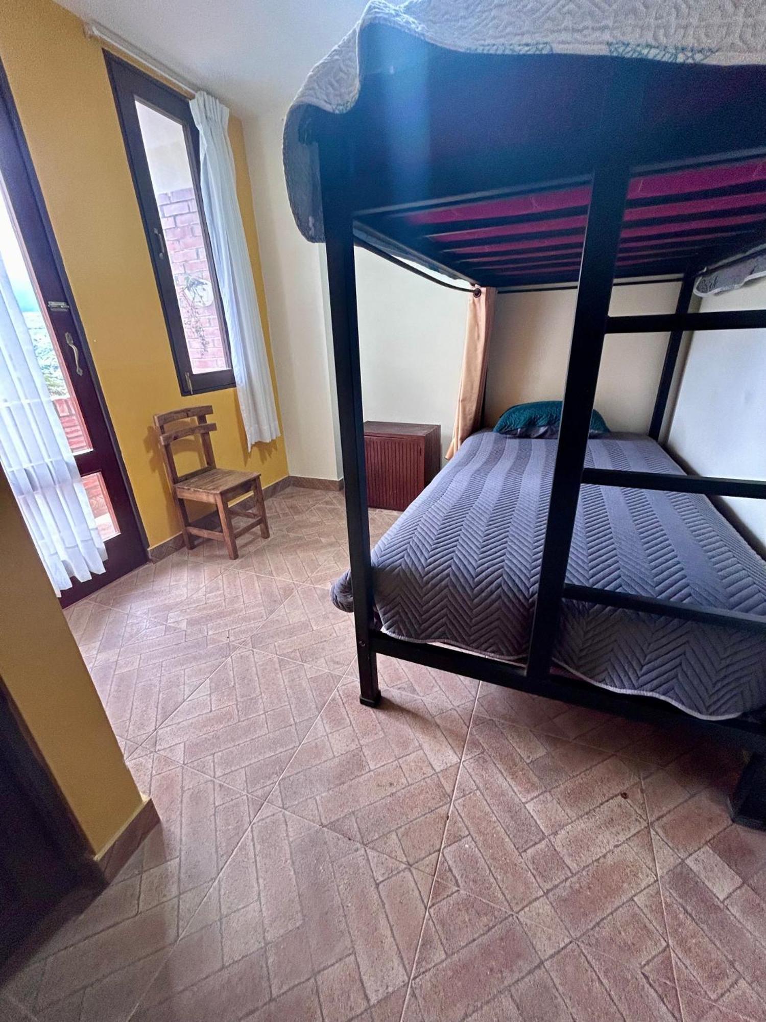 Villa Camila Hostel Coroico Quarto foto